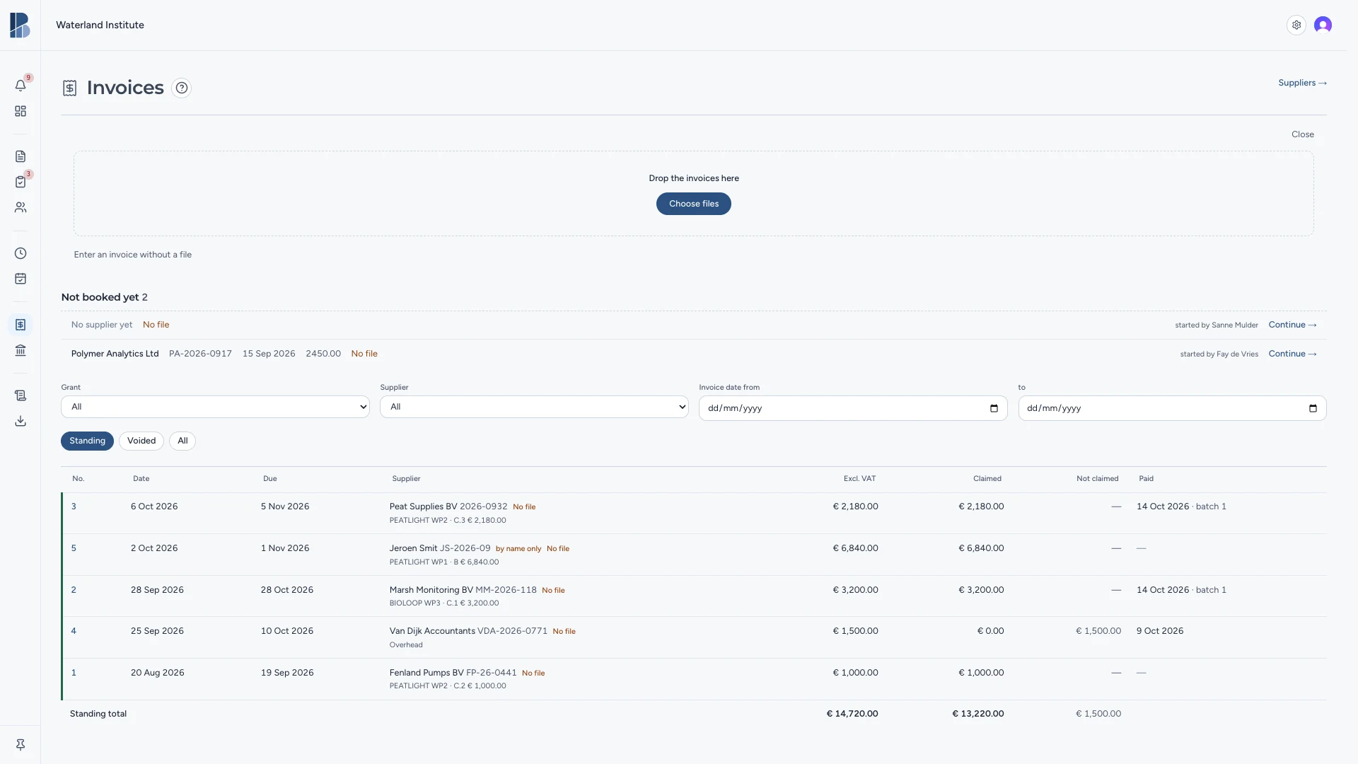 Invoices: the drop zone for the documents, a draft not booked yet, the register with each invoice and what of it is claimed